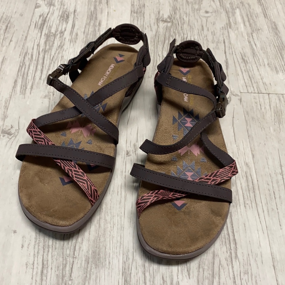 Sketchers sandals sz 9